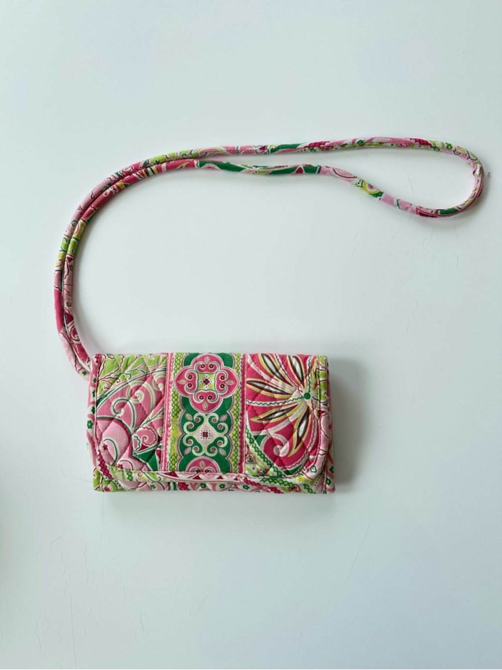 Vera Bradley Bifold Wallet w/Detachable Strap - Pinwheel Pink (RETIRED PRINT)